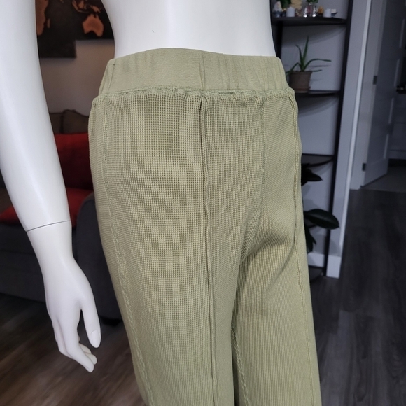 ROPÉ PICNIC - Vintage Bootcut Side Slit Jogger Pants - Picture 10 of 10